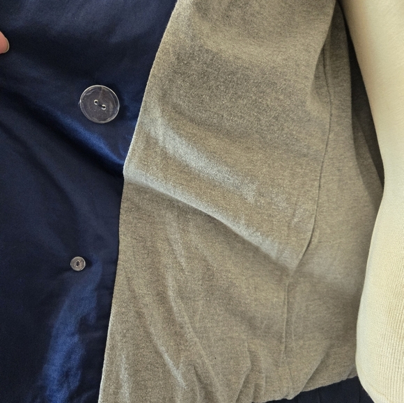 TWELVE BY TWELVE Navy Ruffled Hem Double-Breasted Jacket. Size Small - Picture 8 of 14